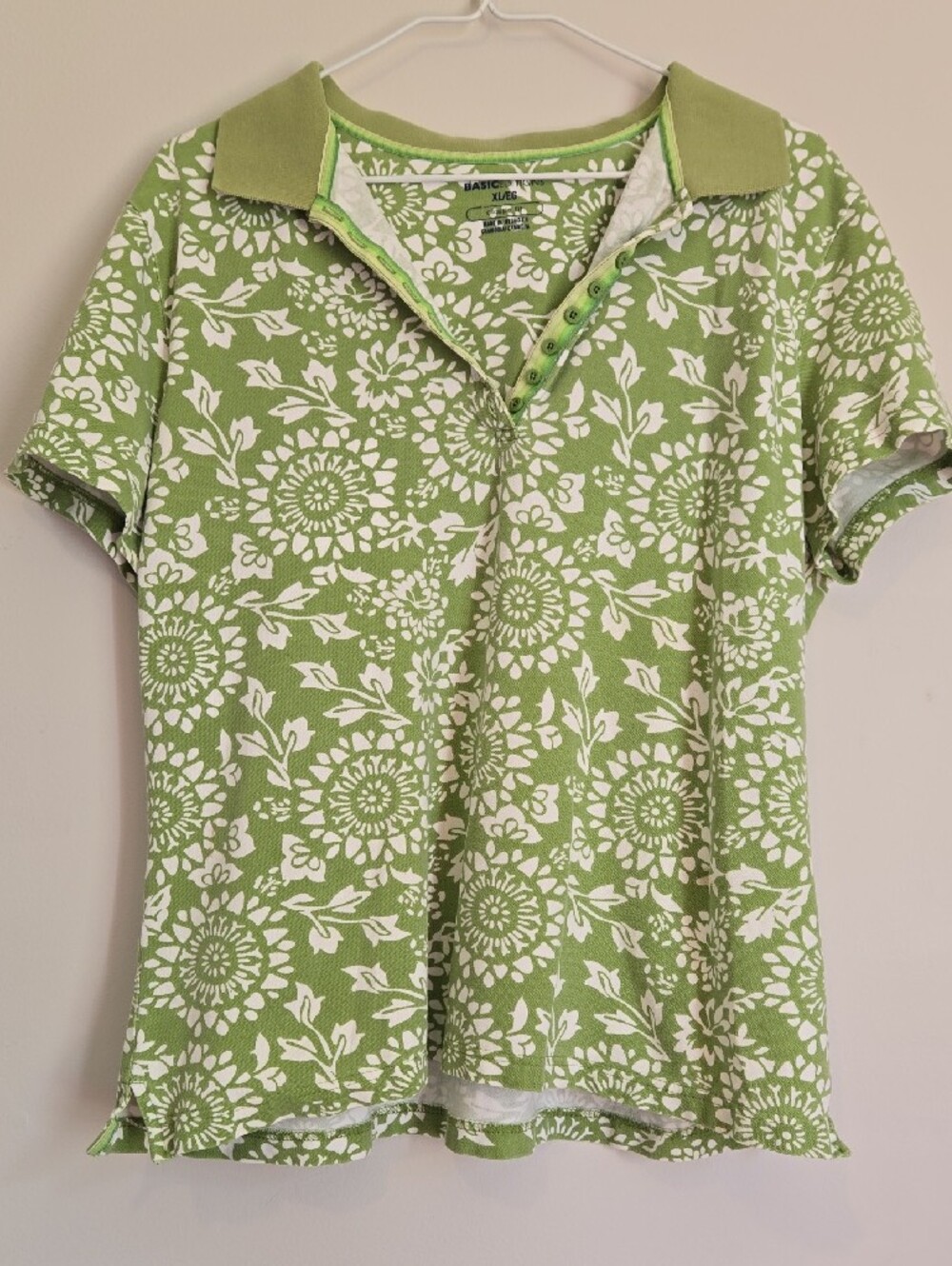Set/Lot Of 4 Tshirts Cotton/cotton Blend Basics Large